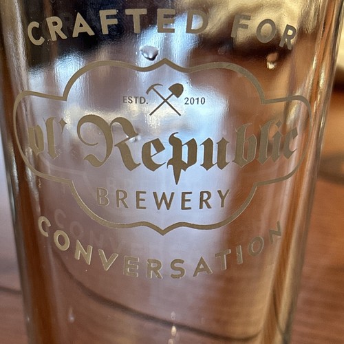 Ol’ Republic Brewing Craft beer 16 oz pint glass bar beer man cave - Picture 2 of 2