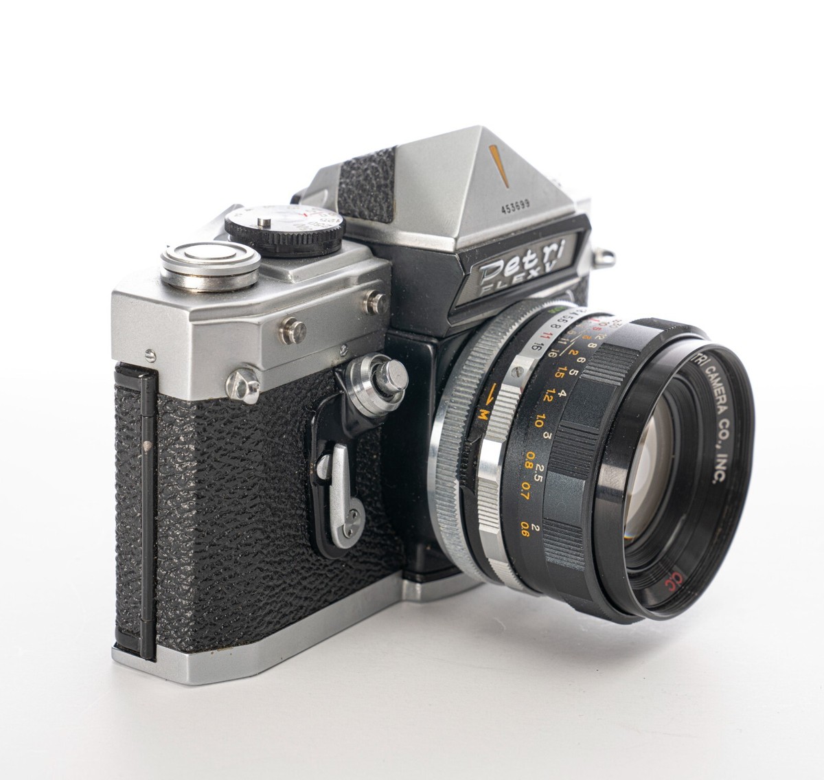 PETRI FLEX V Camera + 55MM f/2 Lens and CDS Meter Near MINT