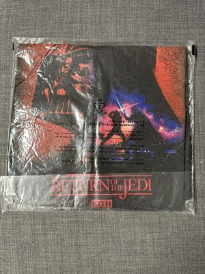 Kith Star Wars Return of The Jedi Darth Vader Poster Vintage Tee (Black, Small)