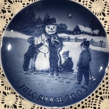 Bing & Grondahl Porcelain 2003 Collector Plate - The Snowman Christmas Scene