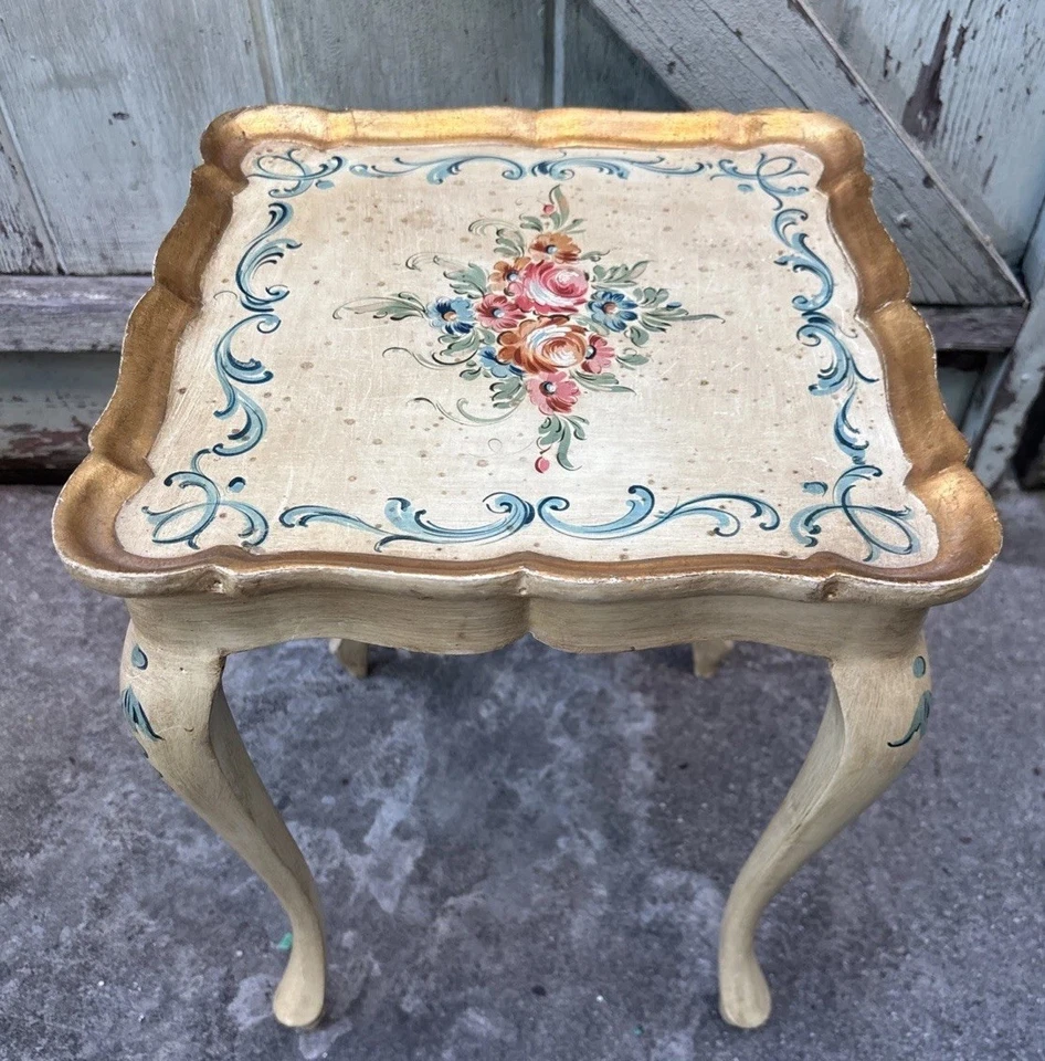 Mesas anidadoras estilo florentino vintage doradas provincial Hollywood Regency Foto 4 de 4