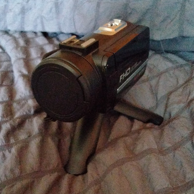 FHD Handheld HD Camcorder Black 2.0in LCD SD Media 16x Digital Zoom USB