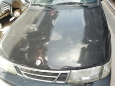 Capot Saab 900