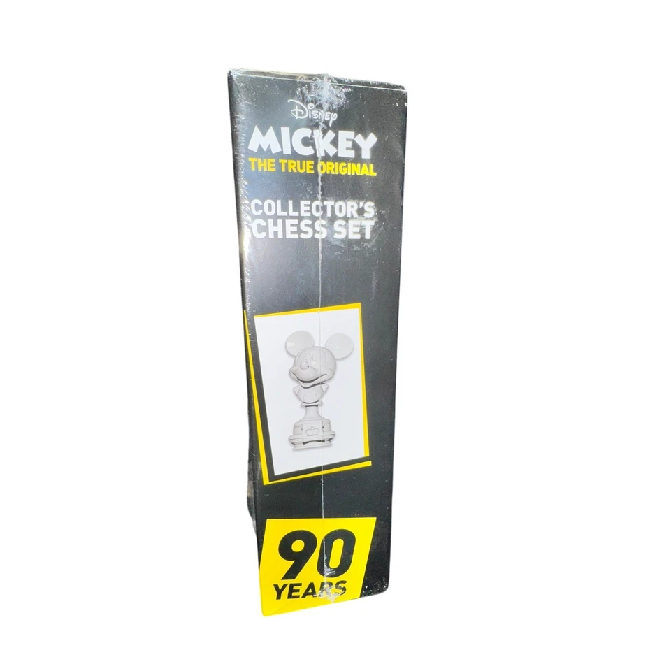Disney Mickey Mouse The True Original 90th Anniversary Collector's Chess Set New - Image 4 of 4