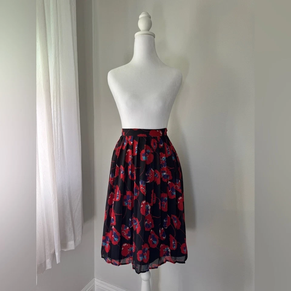 Modcloth Black & Red Floral Print A-Line Knee Length Skirt - Image 2 of 4