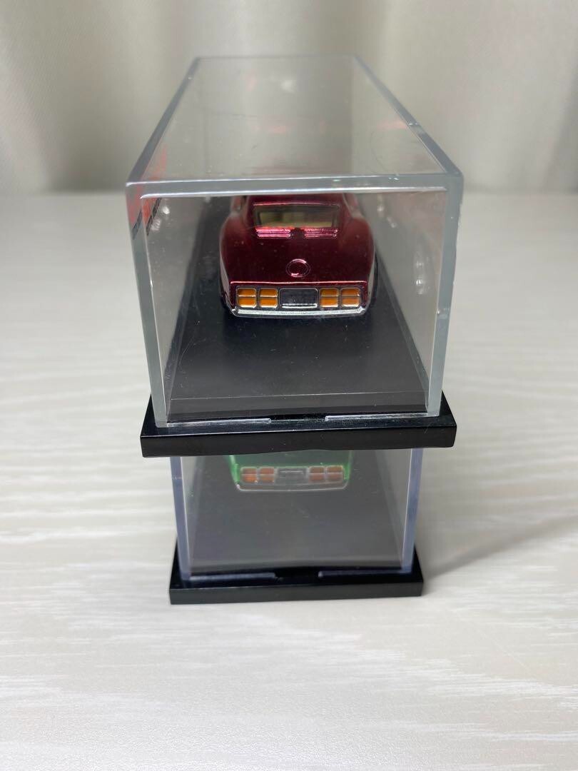 Hot Wheels Custom Otto 2-Car Set Toy Fair 2008 Red & Green