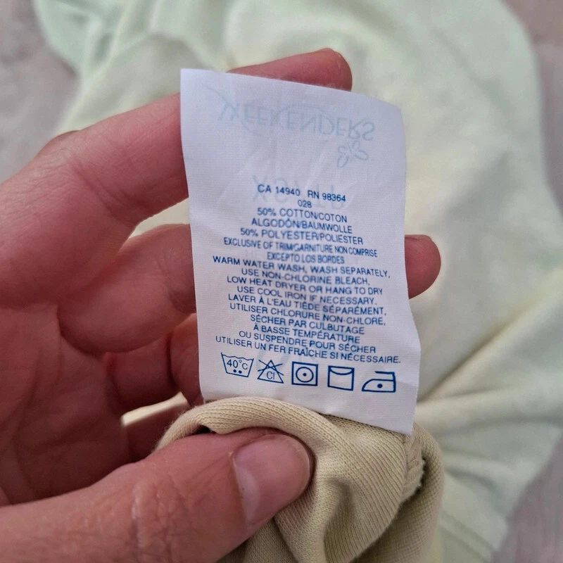 camiseta feminina vintage verde perfeito estampa paisley feita no Canadá manga curta top - Imagem 4 de 4