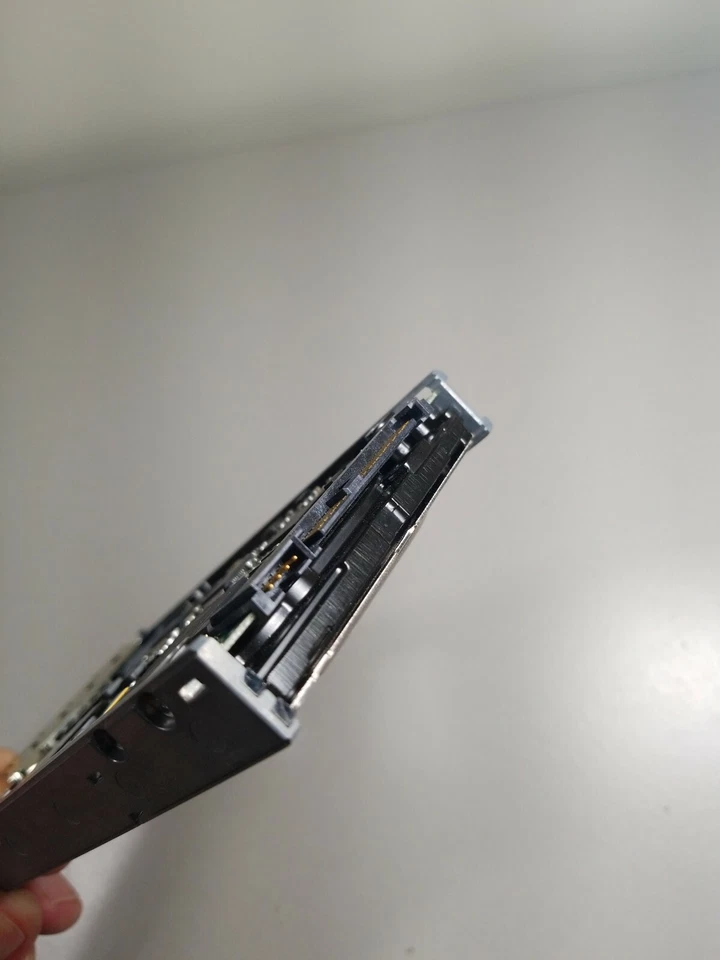 ST973402SS, PN 9F4066-043, FW S229, Dell 73GB SAS 2.5 Hard Drive + tray - Image 3 of 4