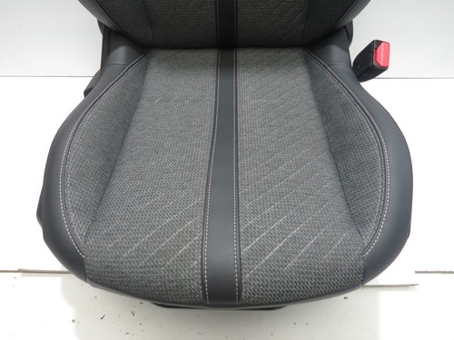 PEUGEOT 208 2024-25 OFFSIDE DRIVER RIGHT FRONT SEAT (ALLURE 5 DR HBK) S5640/3 - Picture 2 of 23
