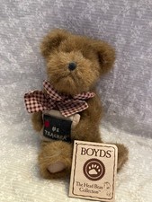 Boyds bear 1 teacher. Miss Bea Wise. Head Bean collection. 8 inches. Clean ho