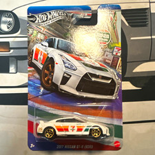 Hot Wheels Silver Series 7-Eleven 2017 Nissan GT-R R35 1:64 White Unopened