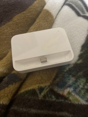 Genuine Apple iPhone 5 5C 5S Charging Dock MF031ZM-A A1520 - White **No Cord**