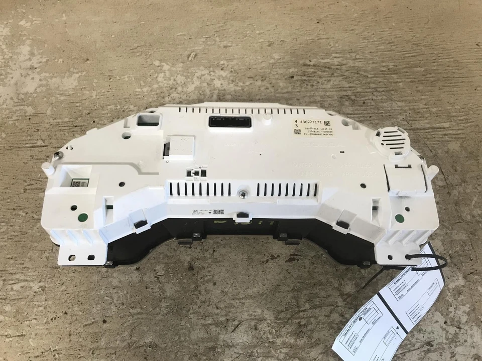 Used Speedometer Gauge fits: 2017 Honda Cr-v MPH FWD EX-L leather Grade A - Image 2 of 4