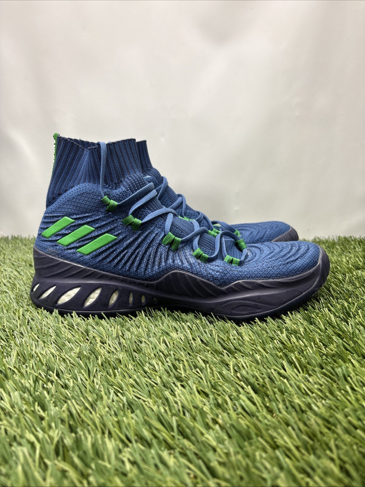 By4468 Blue Sz 9.5