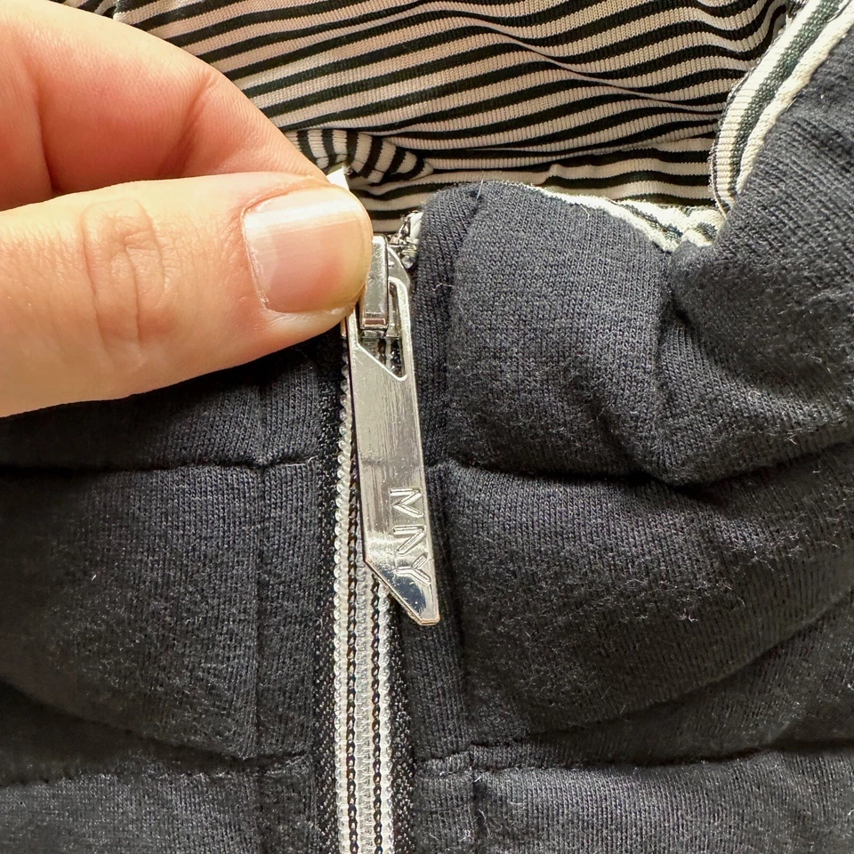 Chaleco Marc New York Negro Acolchado Polar Puffer Cremallera Completa 2 Bolsillos Talla S Foto 3 de 4