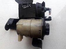 Pompe direction assistée Renault R9