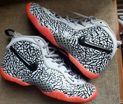 pink elephant foamposites