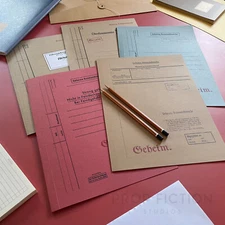 Prop 1930s / 40s Cosplay Spy Files / 5 x Vintage German Intelligence Folder Set