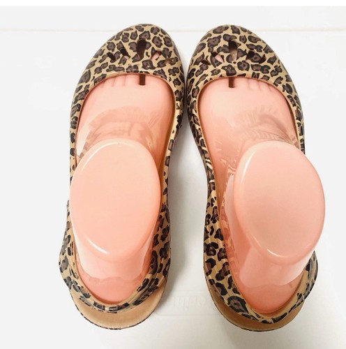 Crocs Kadee Cheetah Leopard Print Waterproof Ballet Flat Casual Shoes 8.5/9.W - Picture 2 of 9