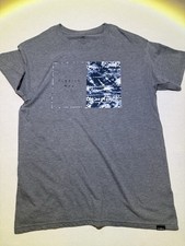 O'Neill T-Shirt Adult Size Medium Gray Modern Fit Short Sleeve Mens Surf