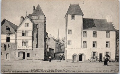 22 TREGUIER - old dock houses & high street.