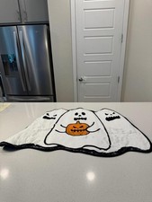 Halloween Ghost Plush Blanket with Pumpkin Design