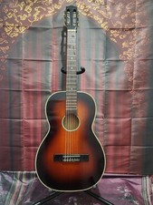 Vecchia chitarra vintage Parlor anni 50