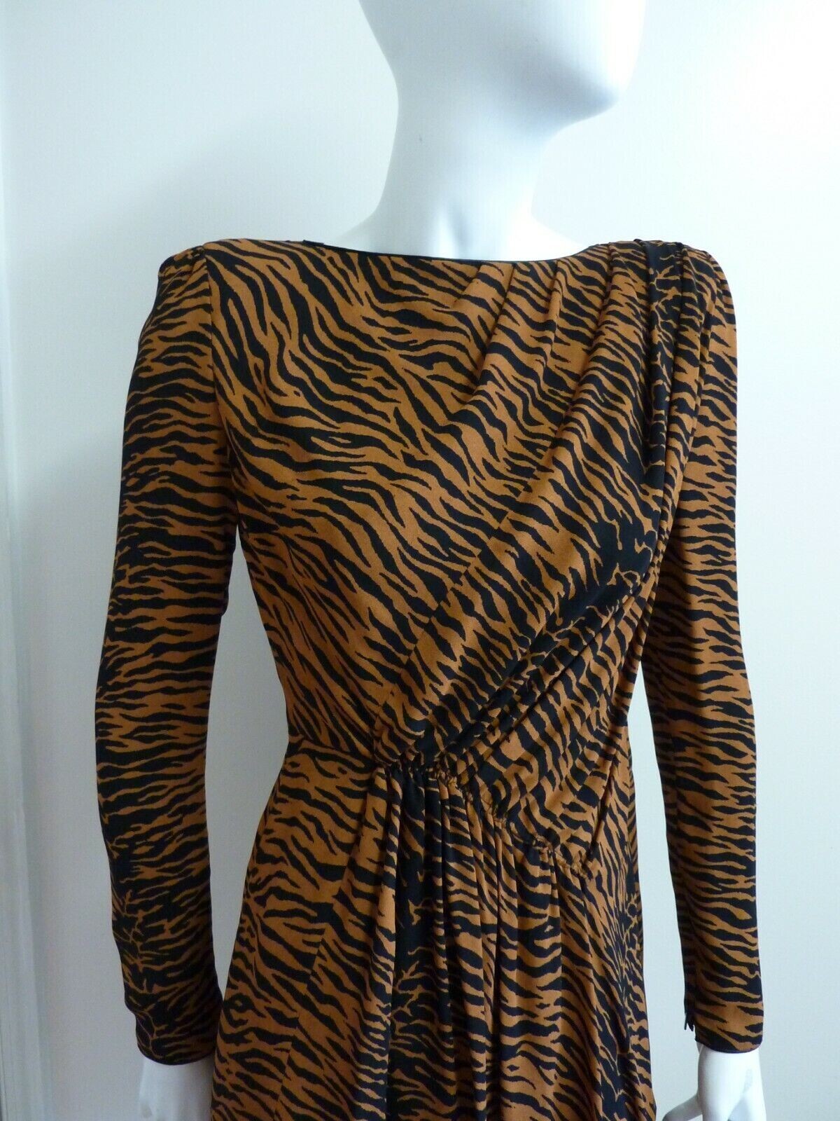 Mini abito stampa leopardata Saint Laurent manica lunga arricciata taglia: 36 4 2690 Nuovo con etichette
