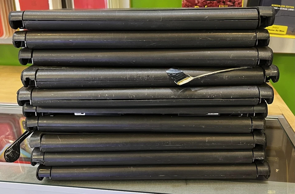 Dell Chromebook 11 P22T 11.6" Intel Celeron FOR PARTS OR REPAIR (LOT OF 10) - Image 3 of 4