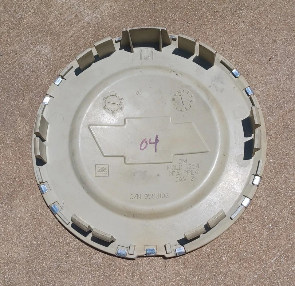 Tapa central Chevrolet Trailblazer 2004-2009 número de pieza 9595108 04 Foto 3 de 3
