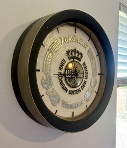 Vintage Warsteiner Beer Promotional Barrel Bottom Wall Clock - Working Condition