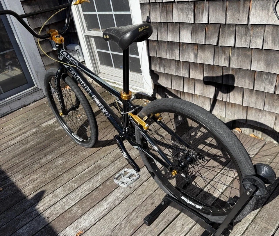 Flyer Floval 2025 con componente Bullseye actualización ¡Como nuevo!  HUTCH SE RACING GT Foto 2 de 4