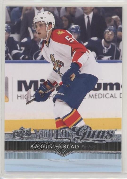 2014-15 Upper Deck Young Guns Aaron Ekblad #225 lb9