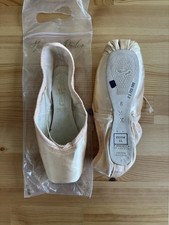 Freed of London Pointe Shoes 6 X Star Maker customs