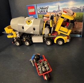 LEGO CITY: Cement Mixer ~ 60018 ~ 100% Complete with Manual ~ Retired