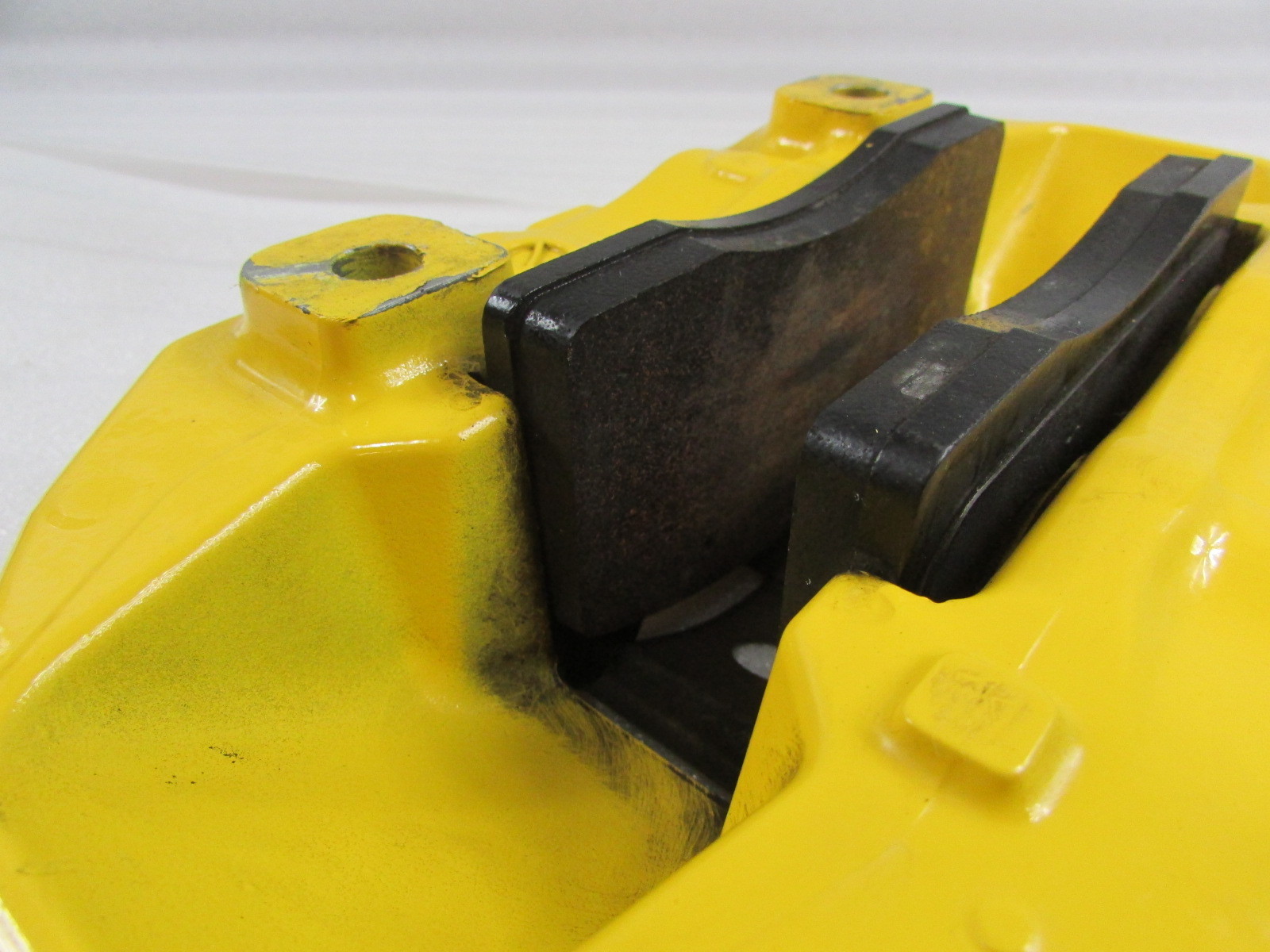 Ferrari 458 Italia LH, Left Rear Brake Caliper, Yellow, Used, P/N 261790