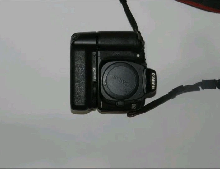 Canon EOS 20D, photo 3 of 5