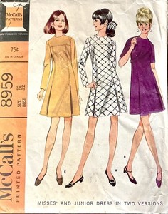 Vintage McCall’s Pattern #8959 dated 1967 Dress w/ Front Bodice, Pleats Bust 32