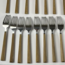 Tomodachi Flatware Set Wood-Look Dali 30 Pc Geometric Hampton Forge Lt Brown