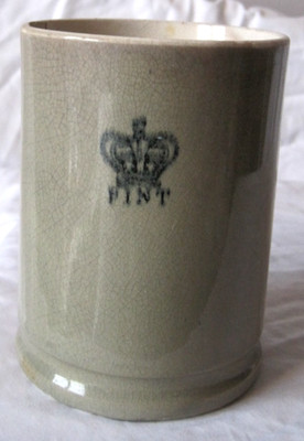 Antikes viktorianisches Steinzeug Pint Maß A/F Zustand 'Farrow & Ball' graue Glasur