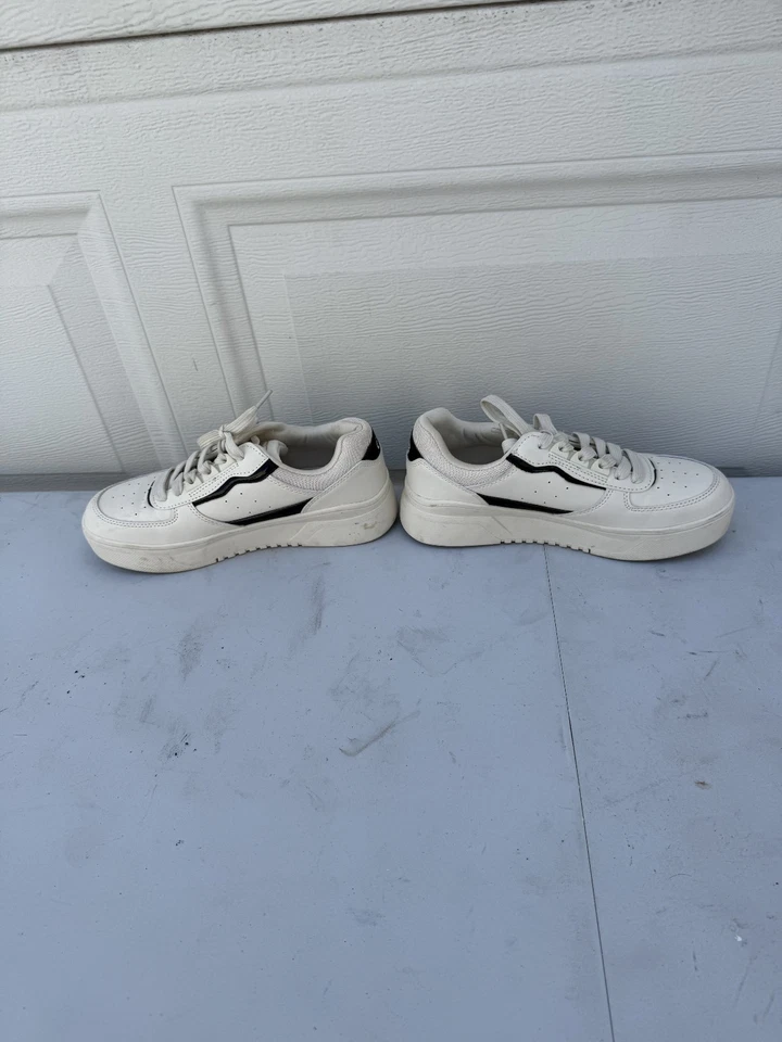 Zapatillas Echo Unitd Red Rhino - Mujer Talla 5 1/2 - Blanco con Acentos Negros X1 Foto 3 de 4