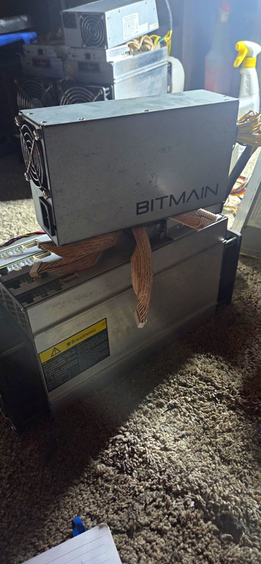 Bitmain Antminer L3+ ASIC Scrypt Miner 580MH/s 1600W w/ APW3++ PSU