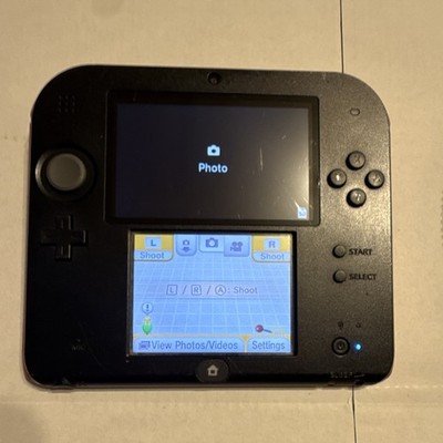 Nintendo 2DS Black/Red Handheld Console 4GB PAL w/ Red Zipper Case no stylus or 