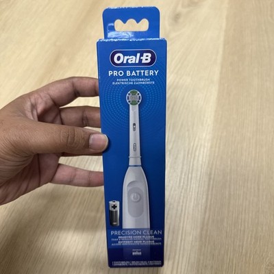 Oral-B Pro 100 Precision Clean, Battery Power Toothbrush, White (BRAND NEW) 