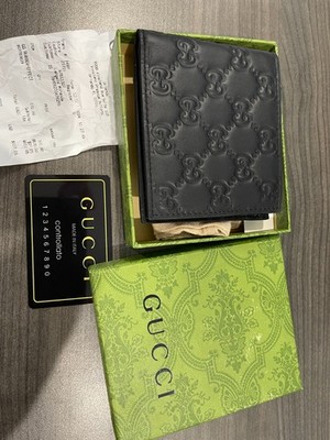 Gucci Men's Black Textured Leather GG Embossed Bifold Wallet New with Receipt