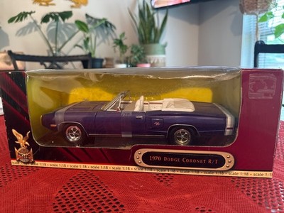 1970 Dodge Coronet R/T diecast model car by Road Signature, featured in purple w