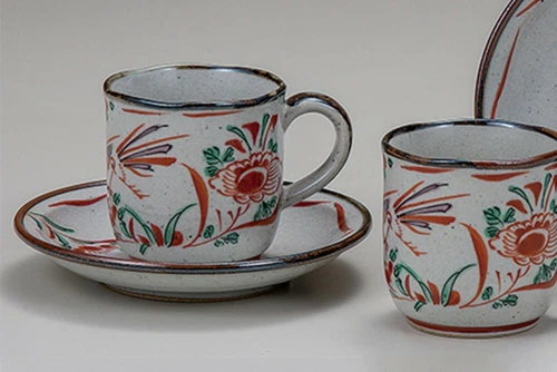 Kutaniyaki Coffee Cup and Saucer - Thumbnail 3