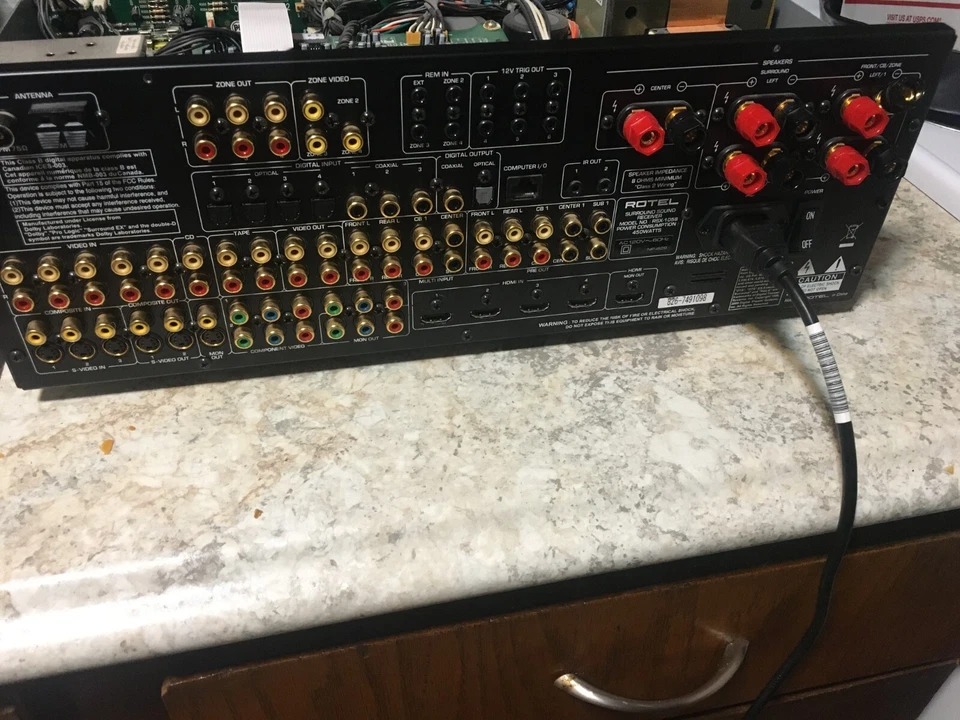 Rotel RSX-1058 Surround Sound Receiver Surround parts or repair - Image 3 of 4