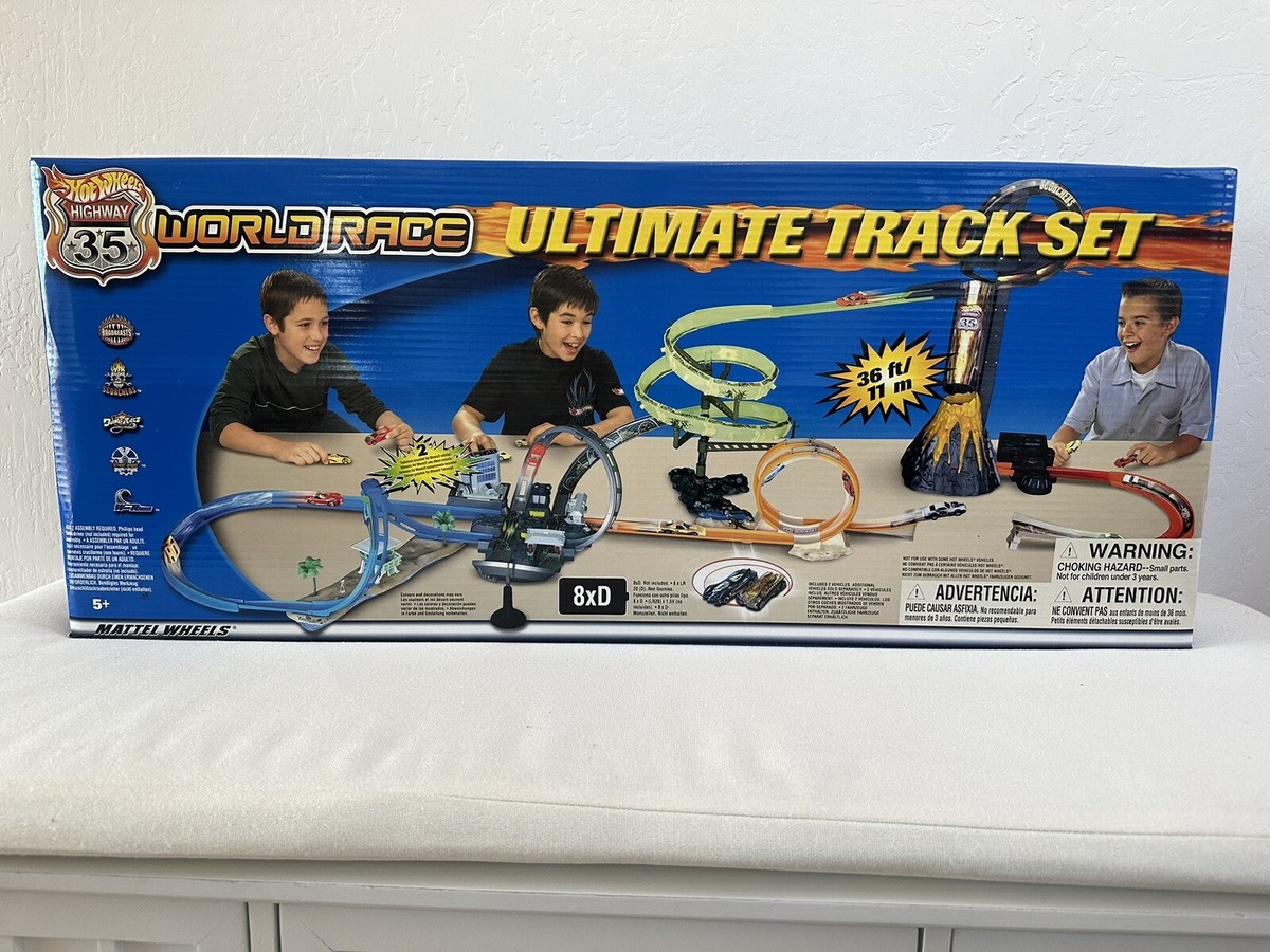 ホットウィール ハイウェイ35 ワールドレース セット Hot Wheels Hot Wheels Highway 35 World Race Ultimate Track Set Sealed