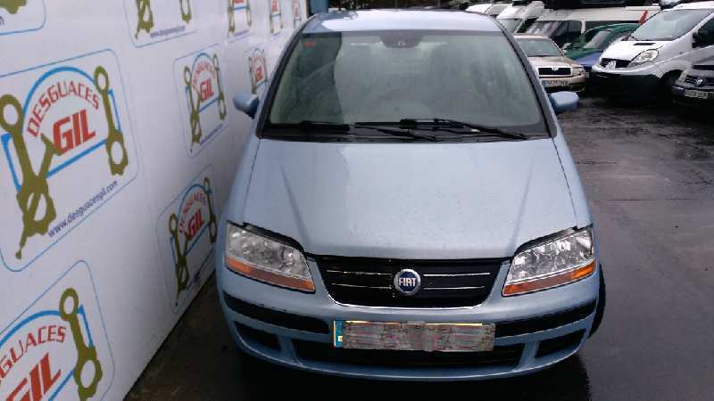 Foto 17 di 22